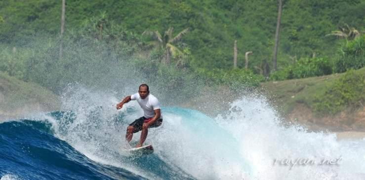 Big Daddy'S Surfcamp Leilighet Pasanggaran Eksteriør bilde