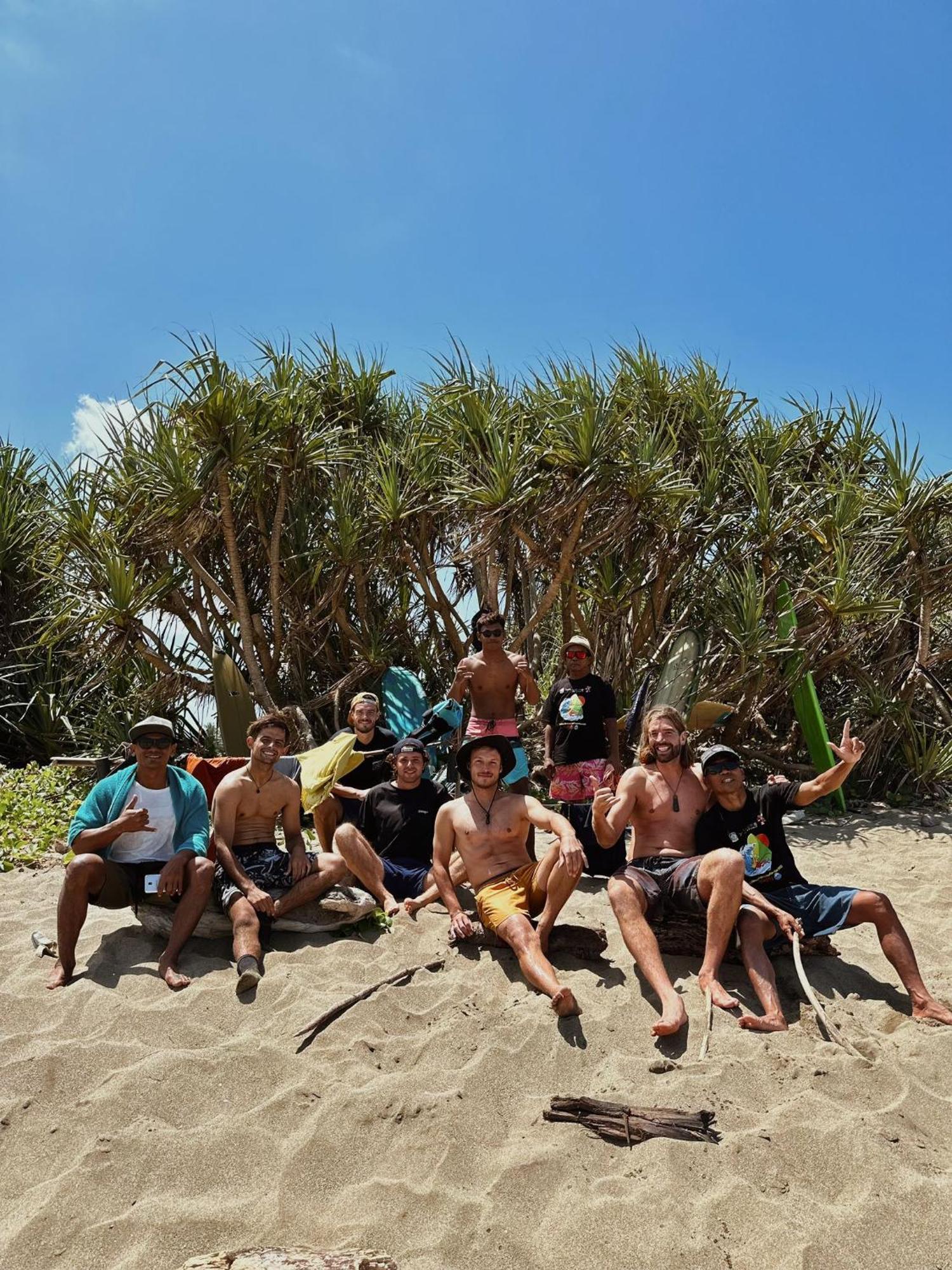 Big Daddy'S Surfcamp Leilighet Pasanggaran Eksteriør bilde